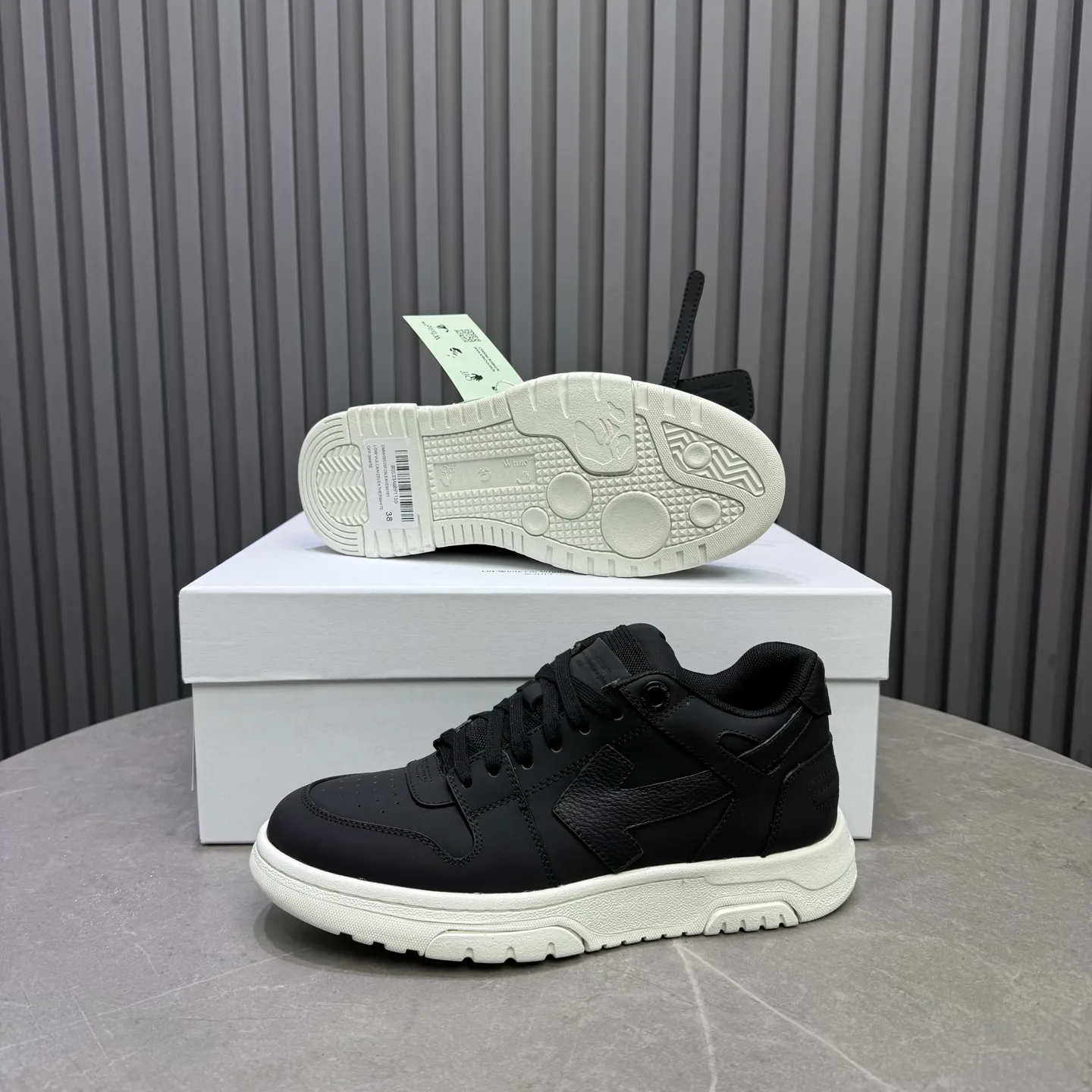 P620 OFF WHITE⚡️Couple model⚡️35-40 women’s model 39-46 men’s model